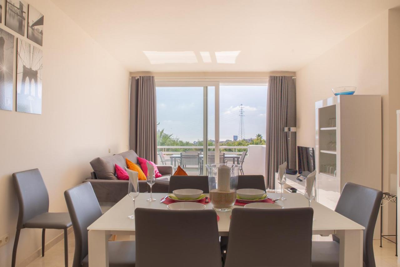 2237-Modern Apt With Private Beach エステポナ エクステリア 写真