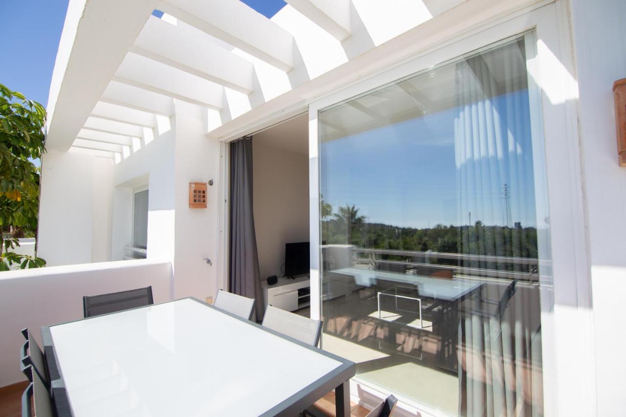 2237-Modern Apt With Private Beach エステポナ エクステリア 写真