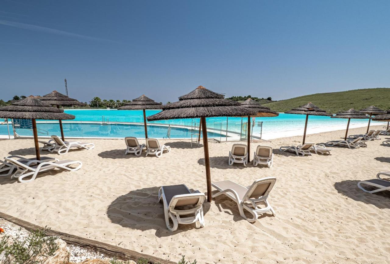 2237-Modern Apt With Private Beach エステポナ エクステリア 写真