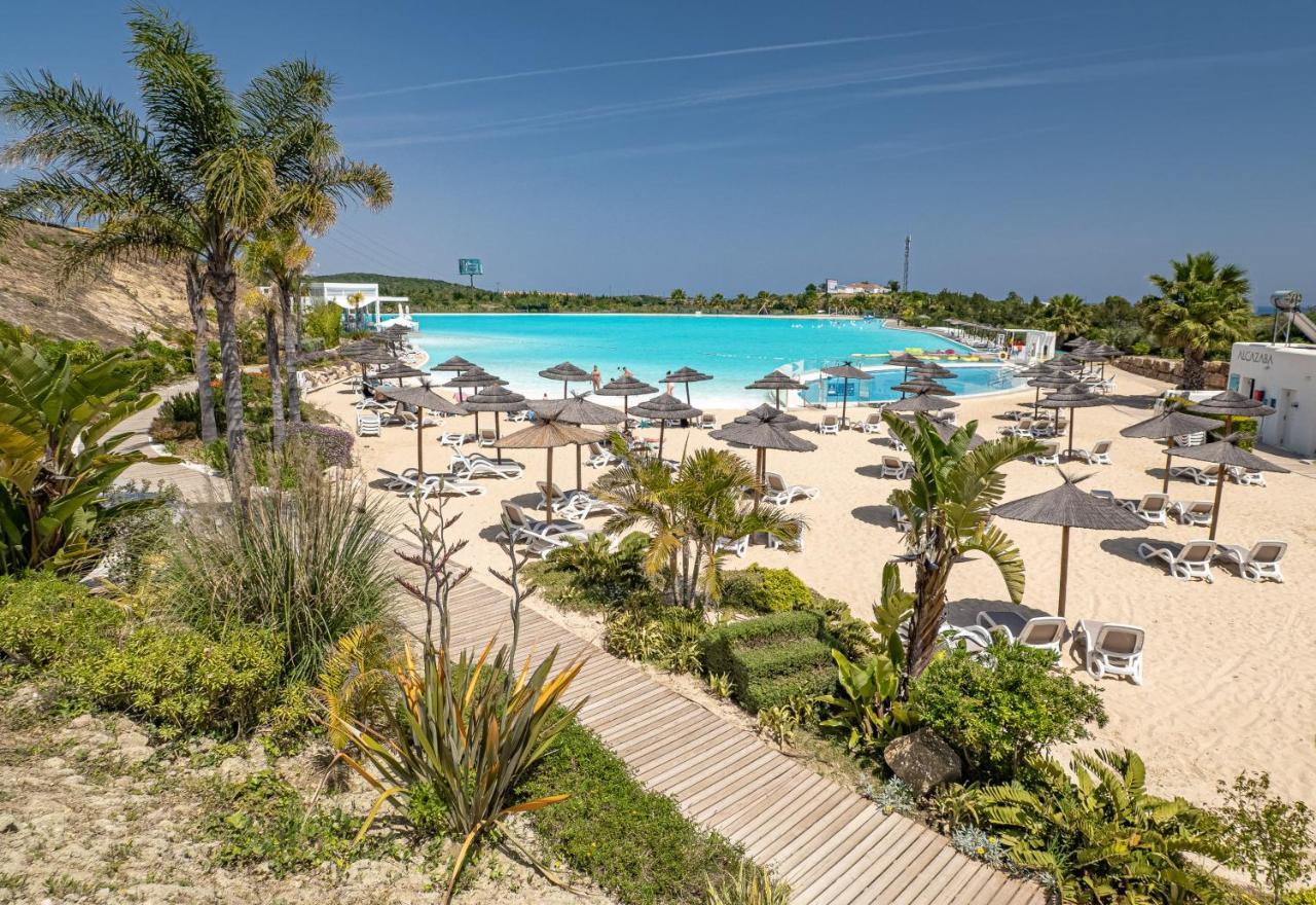 2237-Modern Apt With Private Beach エステポナ エクステリア 写真