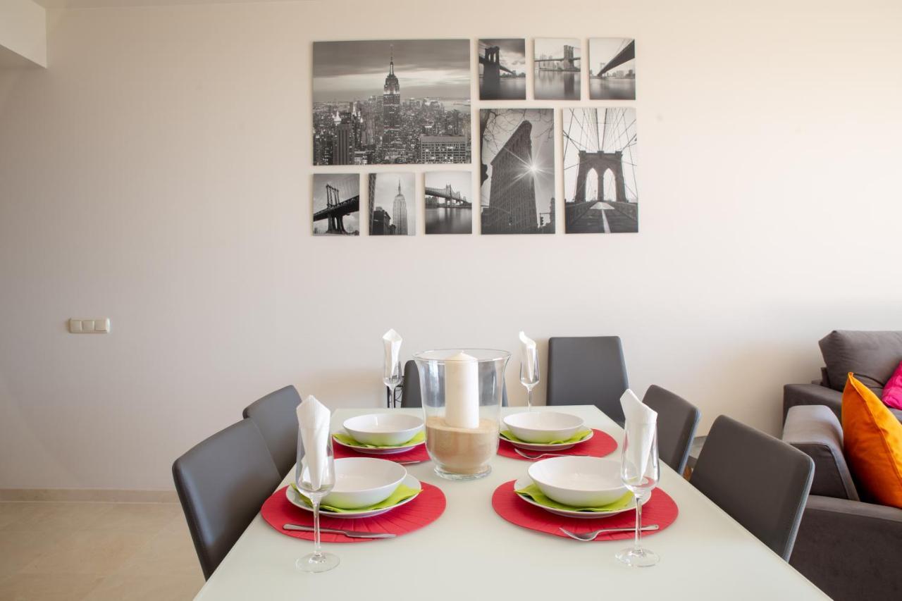 2237-Modern Apt With Private Beach エステポナ エクステリア 写真